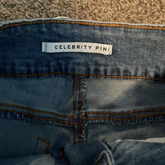 Size 25 Celebrity Pink Hand Painted Upcycled Light Denim Jean Shorts - Picture 4 of 5